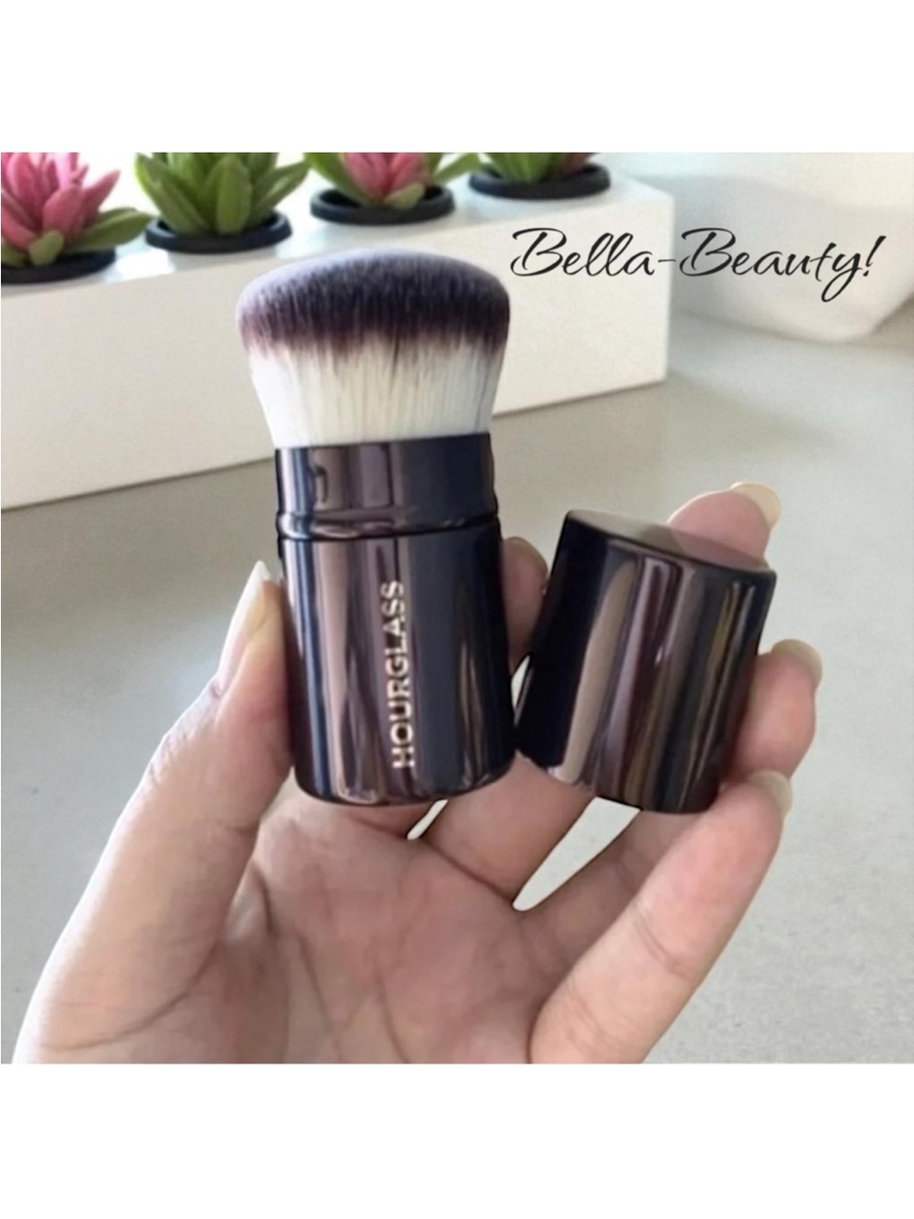 HOURGLASS Retractable Kabuki Brush   ~NEW~ | Cosmetics Makeup Brush